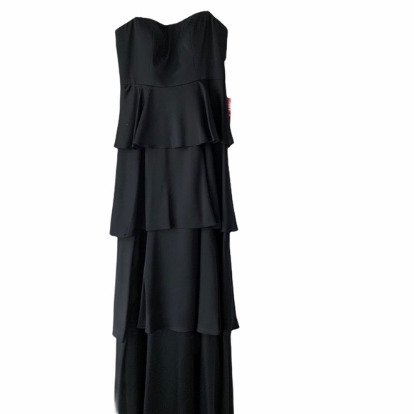 Dresses & Skirts - Aidan Mattox Black Hammered Satin Gown